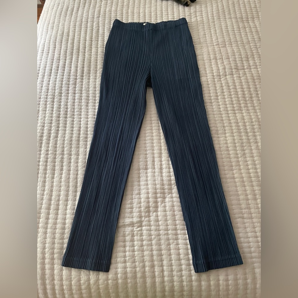 Navy Blue ISSEY MIYAKE – PLEATS PLEASE Tapered Pants (Fits XS–S)